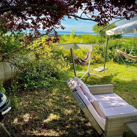 Dharma Horse Shelter Bungalows & Farmping Siófok Eksteriør bilde