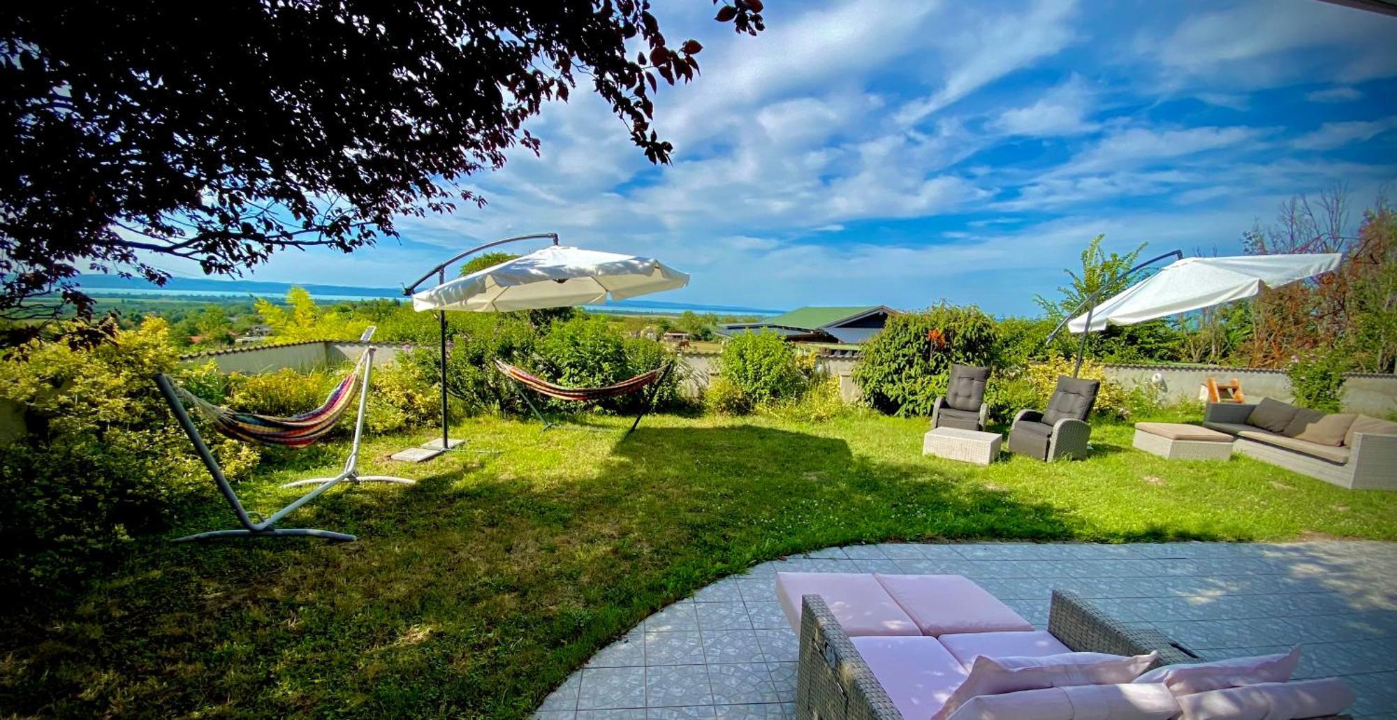 Dharma Horse Shelter Bungalows & Farmping Siófok Eksteriør bilde